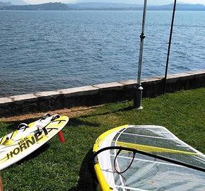 Attrezzatura completa da windsurf per principianti