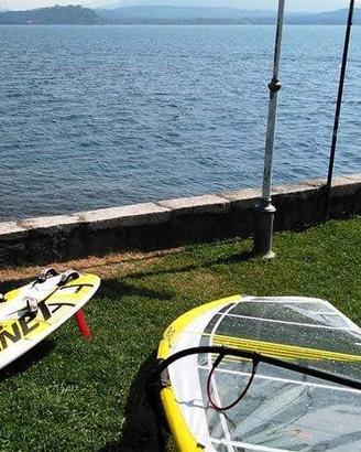 Attrezzatura completa da windsurf per principianti