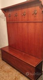 Cassapanca con appendiabiti 