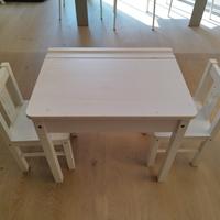 Scrivania per bambini con sedie, ikea SUNDVIK
