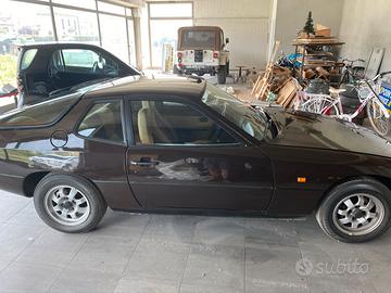 Porsche 924