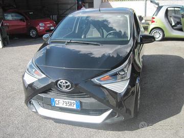 Toyota Aygo Connect 1.0 VVT-i 72 CV SOLO KM 30000