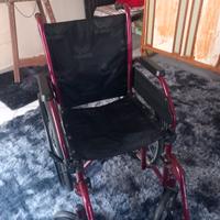 Sedia a rotelle LEGGERA AUTOSPINTA e PIEGHEVOLE