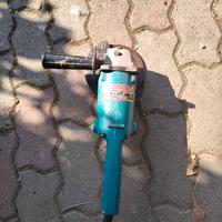 smerigliatrice angolare Makita
