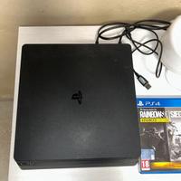 Playstation 4 1TB con joystick nacon e rainbow six