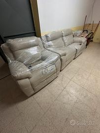 Divani, poltrone sofà, praticamente nuove