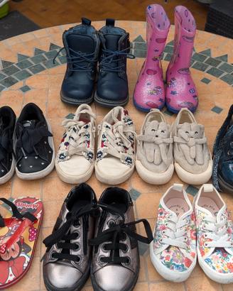10 paia di scarpe bambina varie marche tg 24 & 25