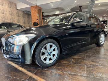 Bmw 118 118d 5p. Urban