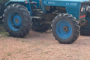 Trattore de Nardi dn 4500 4 Rm stato targato