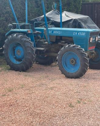 Trattore de Nardi dn 4500 4 Rm stato targato