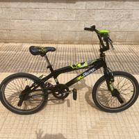 Bicicletta per bambino: BMX 20 pollici -come nuova