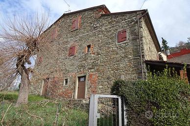 Rustico a Chitignano, via La Chiusa 5, 6 locali
