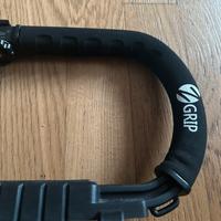 Stabilizzatore videocamera, Grip