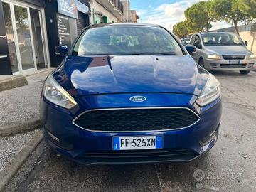 Ford Focus 1.5 TDCi 95 CV Berlina