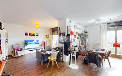 2 LOCALI RISTRUTTURATO VISTA MARE !!