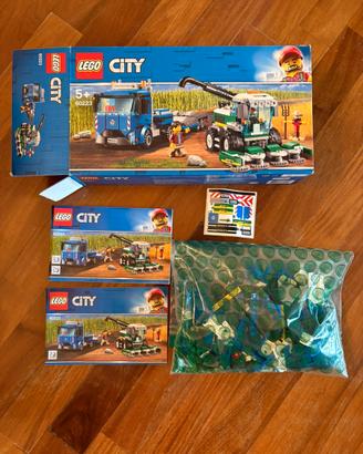 Lego City 60223 Trasportatore di Mietitrebbia
