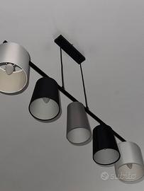 Lampadario contemporaneo