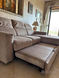 Divano Poltronesofà con penisola/letto estraibile