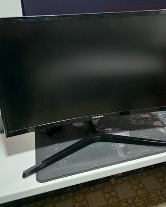 Samsung  24 pollici  curvo 