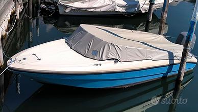 Motoscafo Barca Vintage Elegant Carrello Trasporto