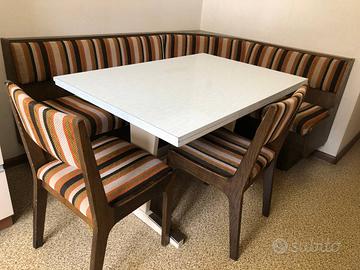 Eckbank  Panca ad angolo + tavolo estraibile