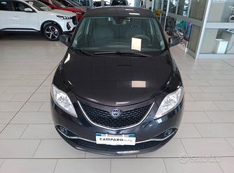 Lancia Ypsilon 1.2 69 CV 5 porte Silver