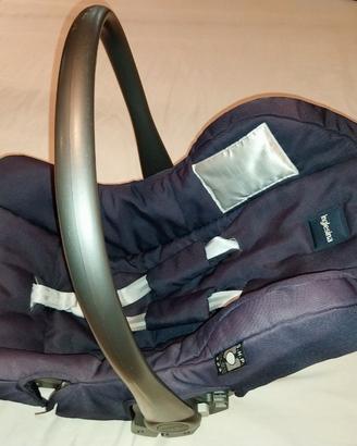 Seggiolino auto Inglesina "ovetto"