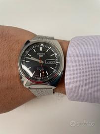 Seiko 5 Sports