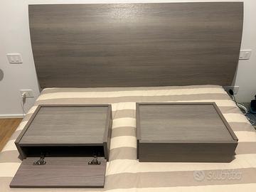 Testiera letto e comodini legno venature grigio