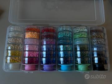 Set bracciali perline colorate ed elastici NUOVO