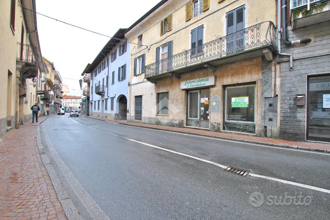 NEGOZIO A CIGLIANO - Vista 2
