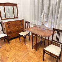 Antico palazzo da svuotare tanti mobili eleganti