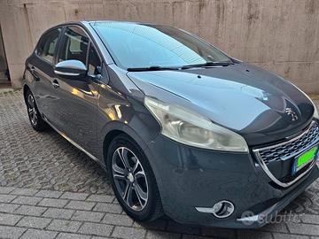 Peugeot 208 2014 GPL