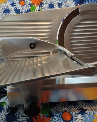 AFFETTATRICE PROFESSIONALE ELETTRICA 