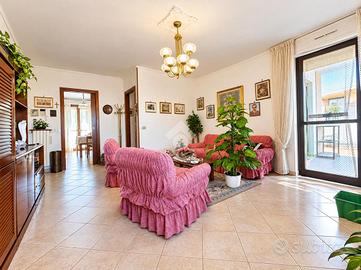 4 LOCALI A CARMAGNOLA