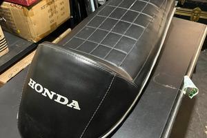 Sella Honda CB 400 Four 1974