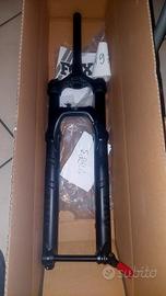 Forcella
Fox Racing Shox 34 A Float 27.5" AWL 120 