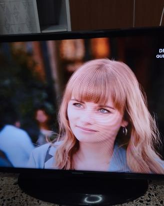 TV SAMSUNG 40 POLLICI CON TELECOMANDO (LEGGERE)