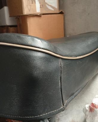 VESPA SELLA VESPONE EPOCA