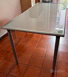 Tavolo vetro