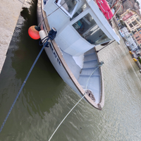 Barca da pesca con licenza