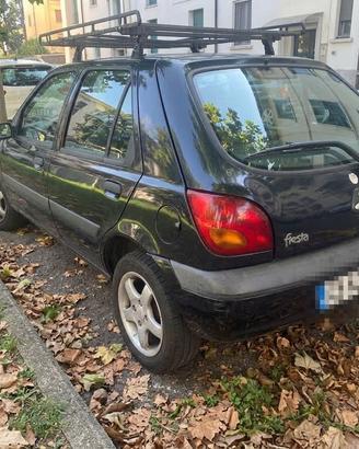 Ford Fiesta 1.2 Benzina (Euro 4) - OK Neopatentati