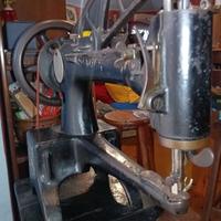 Macchina da cucire Singer da calzolaio - Antica.