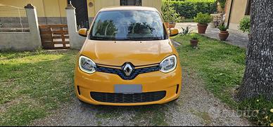  Twingo elettrica del 9/2021 con soli 33mila km