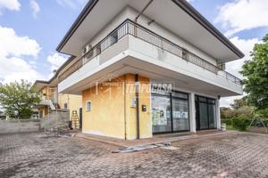 Locale Commerciale a Casale sul Sile 1 locali