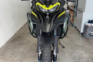 Benelli TRK 702 X 2024 – 4.720 km – Tris valigie