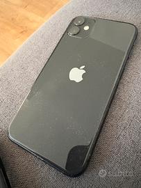 Iphone 11 black (con schermo rotto) batteria 100%