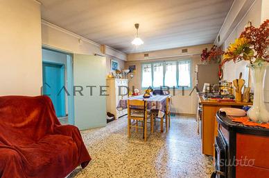 Villa di 126 m² con più di 5 locali e box auto a P