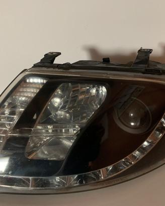 fanale anteriore sx AUDI TT mk1 (1998-2005)