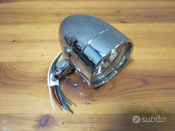 Faro supplementare aftermarket per moto custom